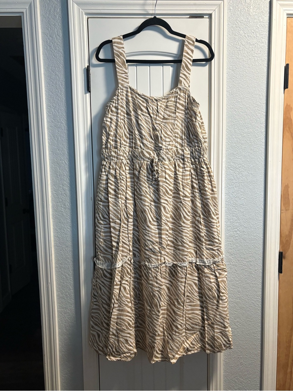 Cactus +‎ Pearl Midi Dress Womens Large Tan Zebra Linen Blend Tiered Boho Trim
